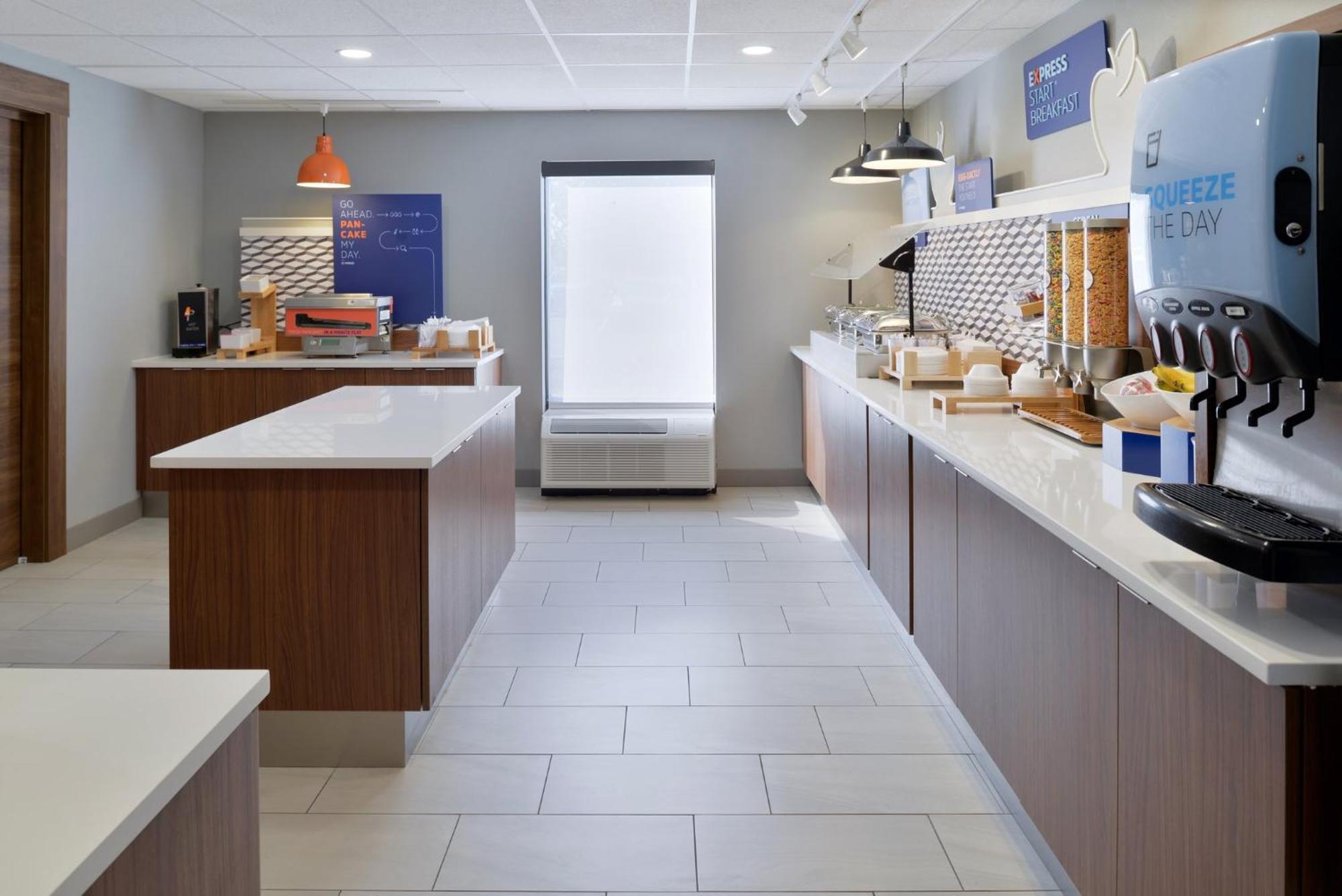 Holiday Inn Express Hotel And Suites Marysville By Ihg Zewnętrze zdjęcie